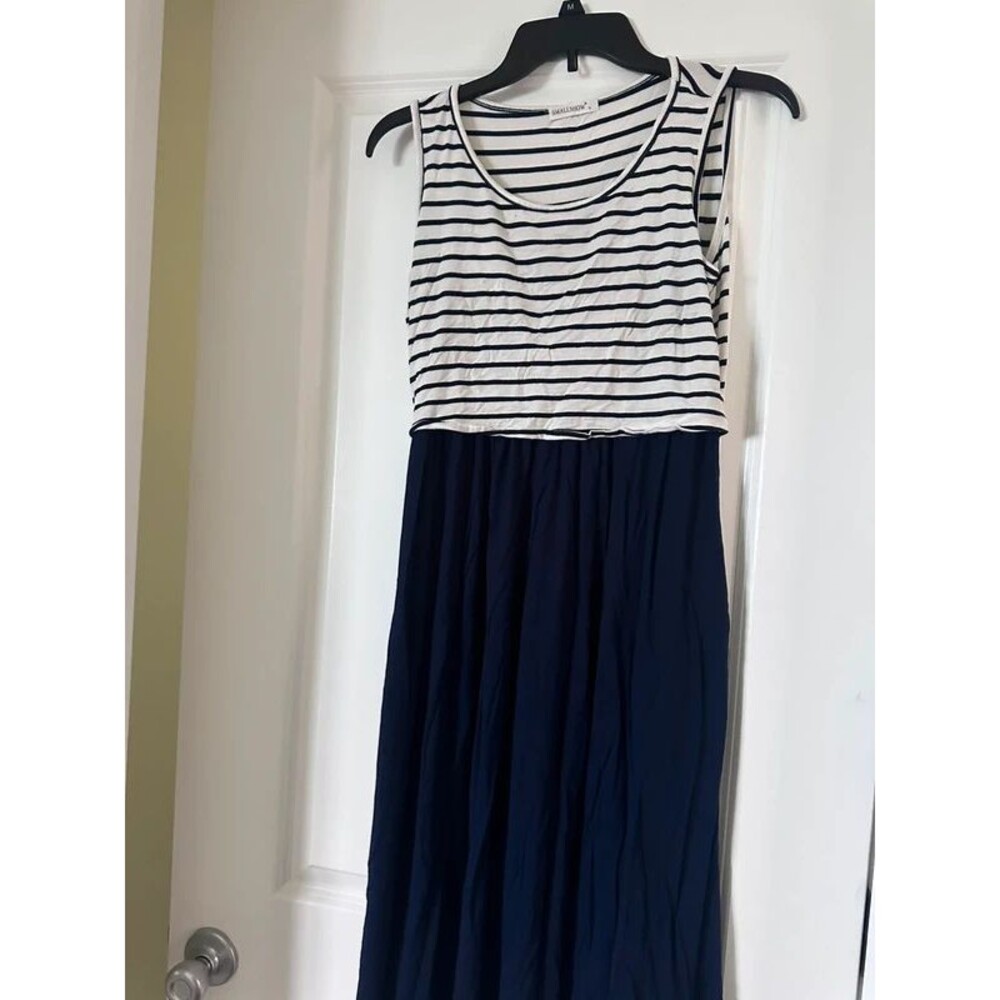Breastfeeding dress
